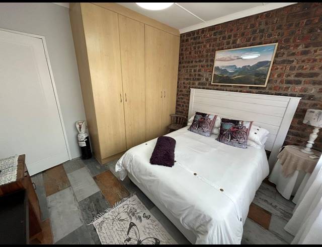 4 BEDROOM HOUSE FOR SALE IN WAVECREST